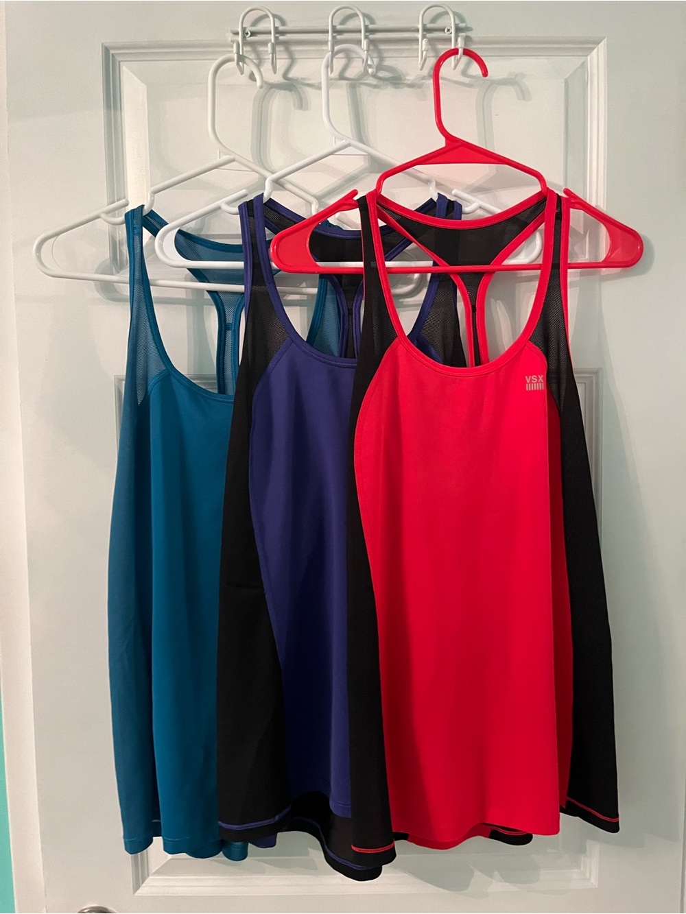 Victorias Secret VSX Sport Tank Tops size Small
